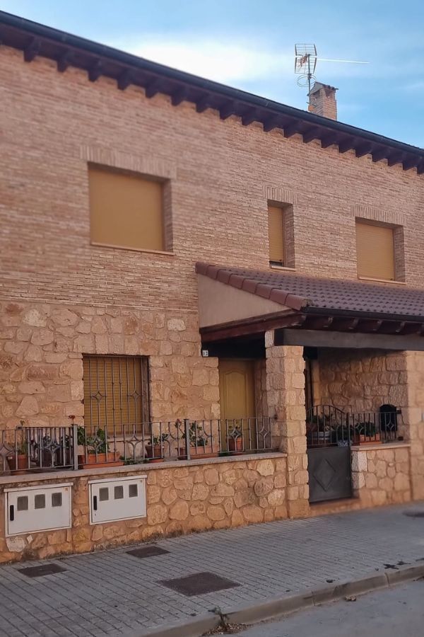 Casa unifamiliar de Construcciones Arribas Hernando en Ayllón